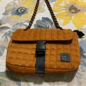 IHKWIP HANDBAG